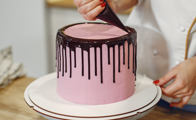 Украсить торт своими руками (51 фото)